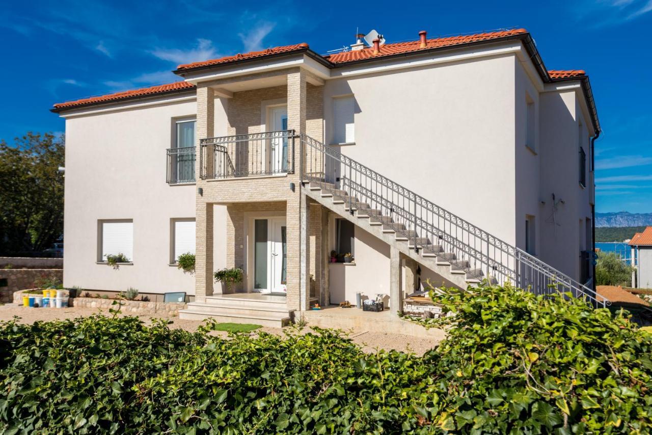 Apartments Jelena Vantacici Exterior photo